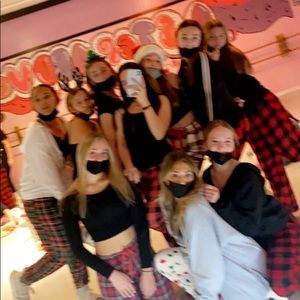 Meet your Posher, Priscilla